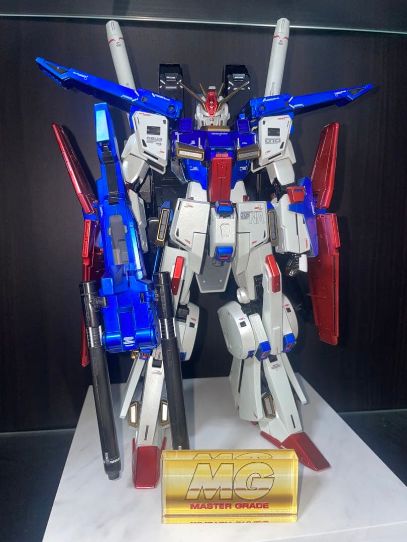 MG 強化型 ZZガンダム Ver.Ka 完成品　塗装完成品
