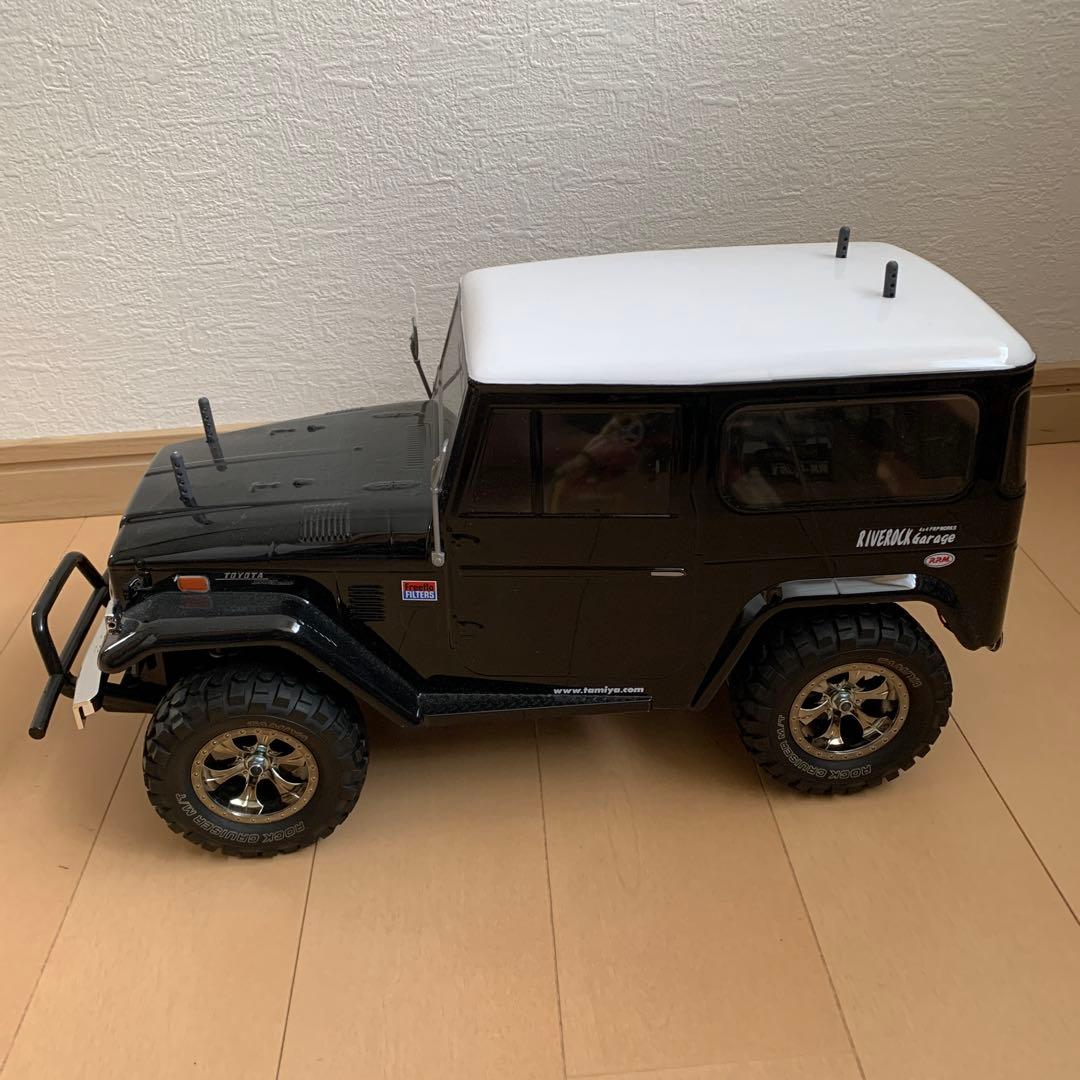 TAMIYA ラジコントヨタ ランドクルーザー40ブラックスペシャル　メカ付き