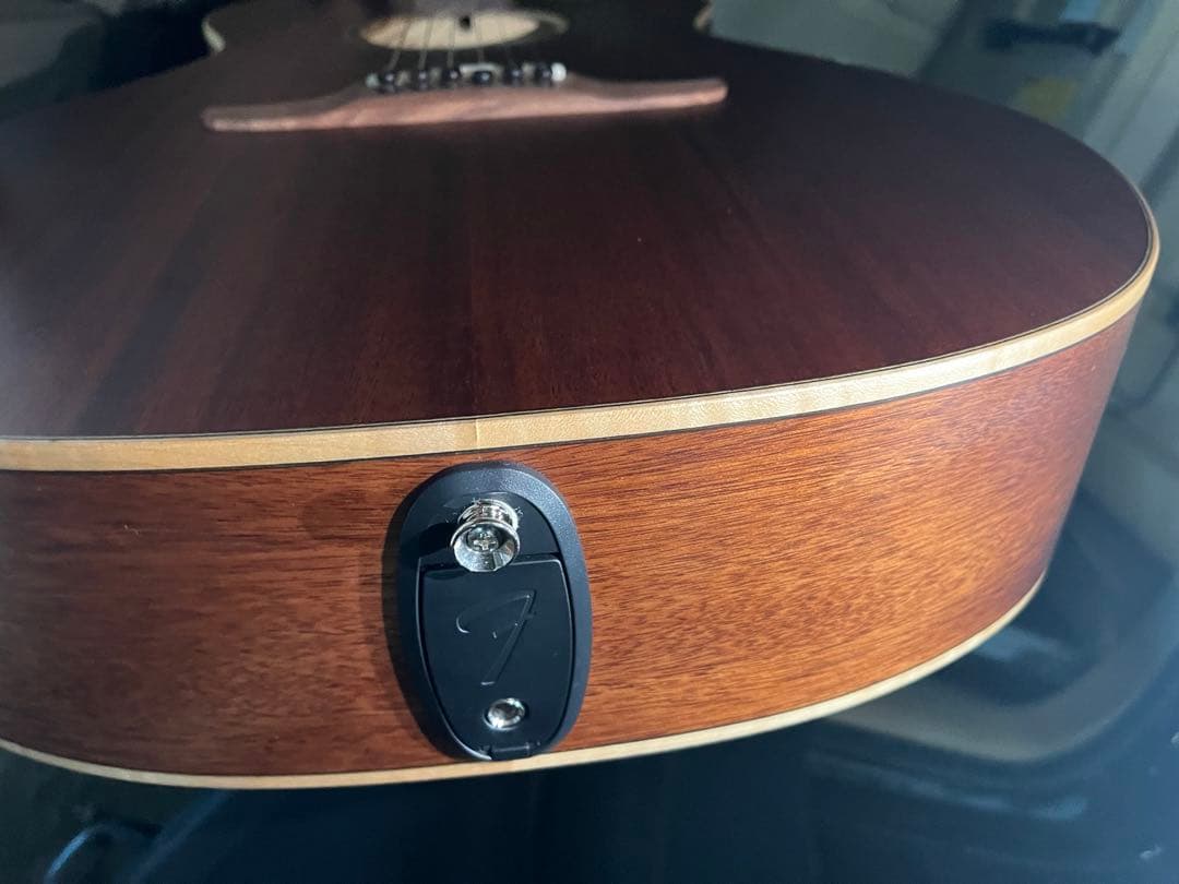 ギター Fender Newporte Special (natural)