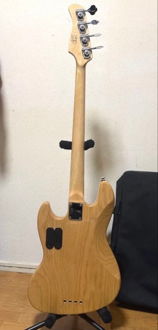 sire V7 Vintage 1st generation NT ジャズベース