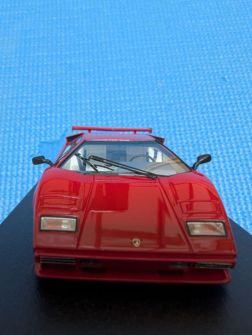 ランボルギーニカウンタック LP400 1978 赤　1/43ミニカー