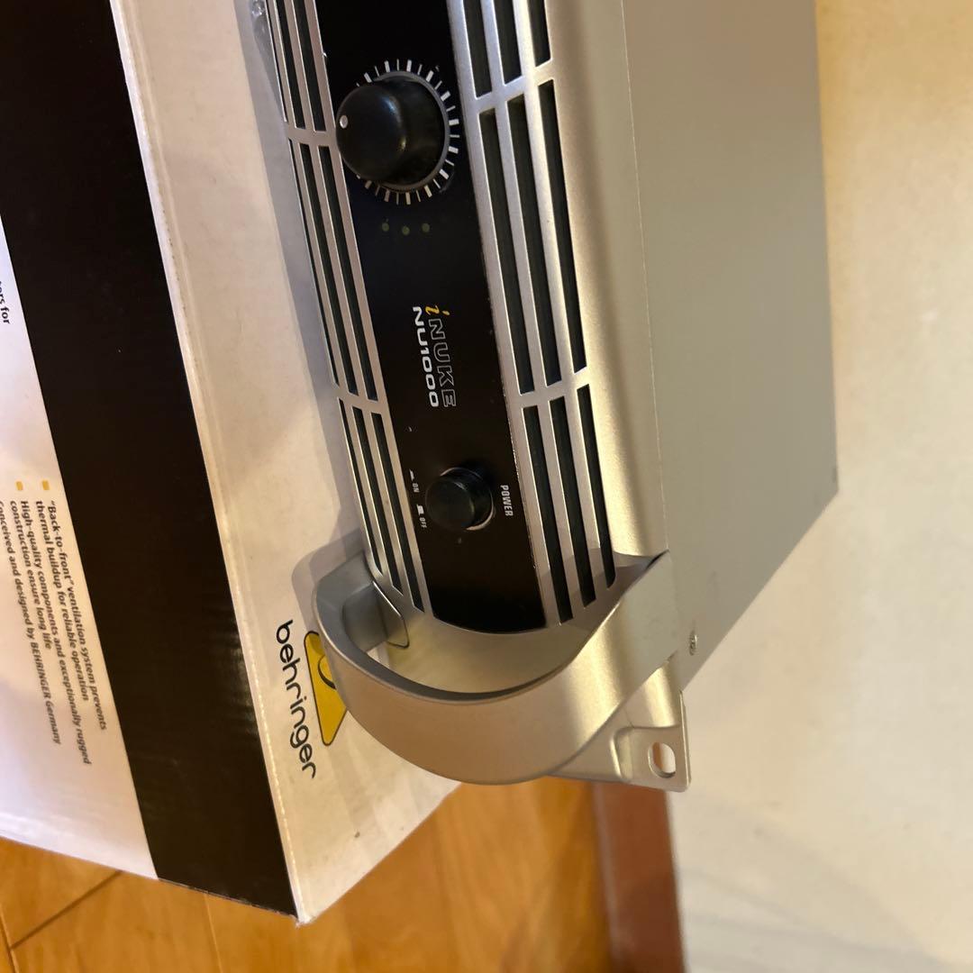 behringer iNUKE NU1000 パワーアンプ