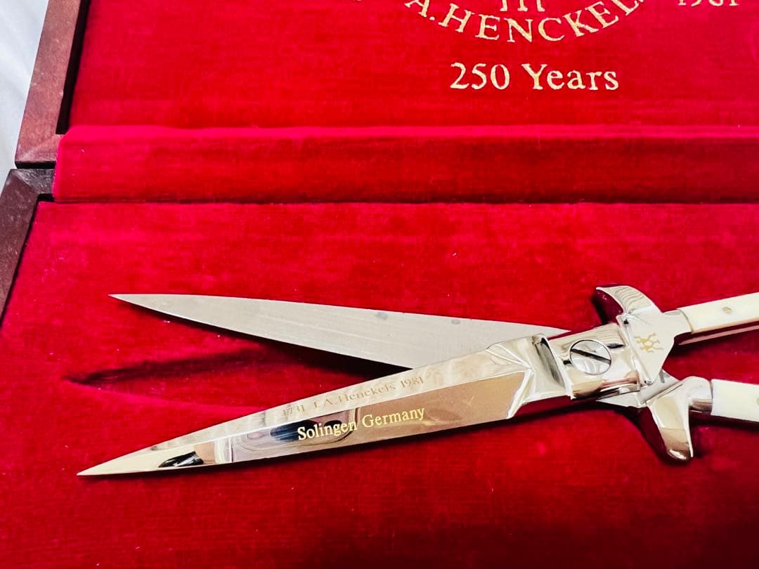 ■ZWILLINGS HA HENCKELS 250周年記年　ドイツ　ヘンケルス