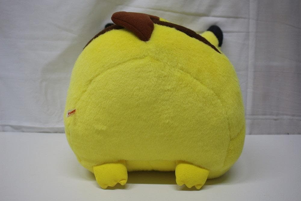 ◆トミー ポケットモンスター 等身大ピカチュウ 1／1 ぬいぐるみ　08119