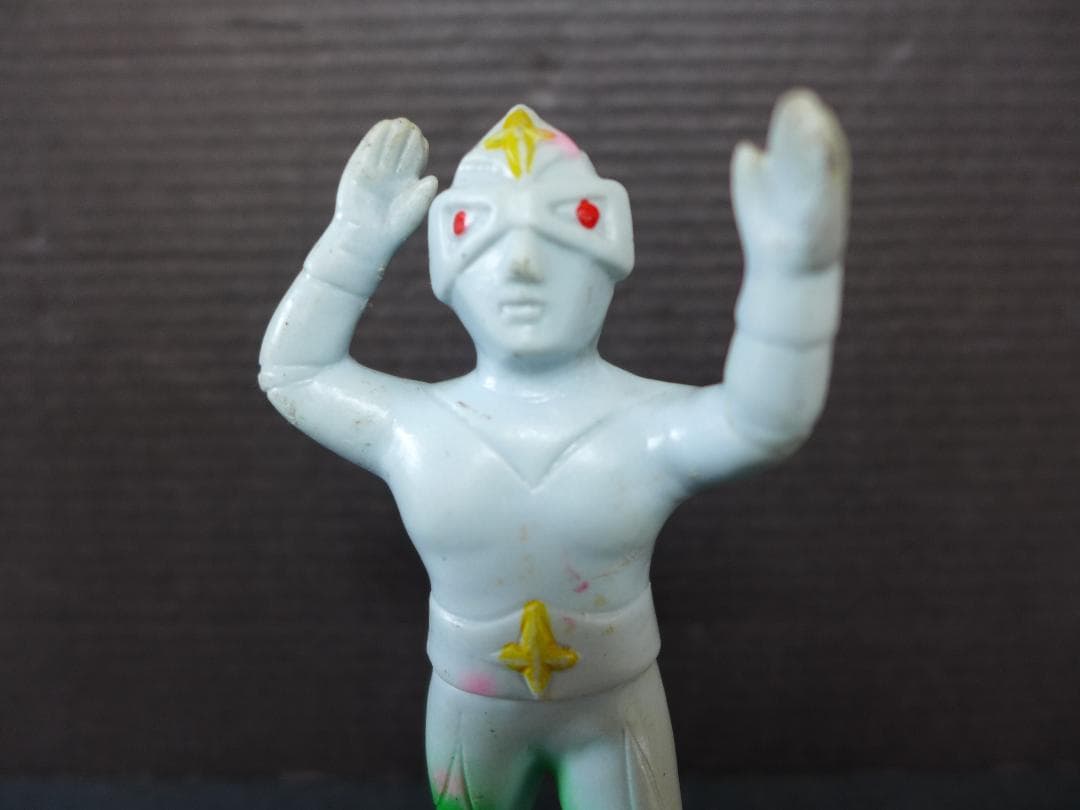 時代物　ミラーマン　小型ソフビ　フィギュア　円谷プロ刻印入り 　昭和レトロ