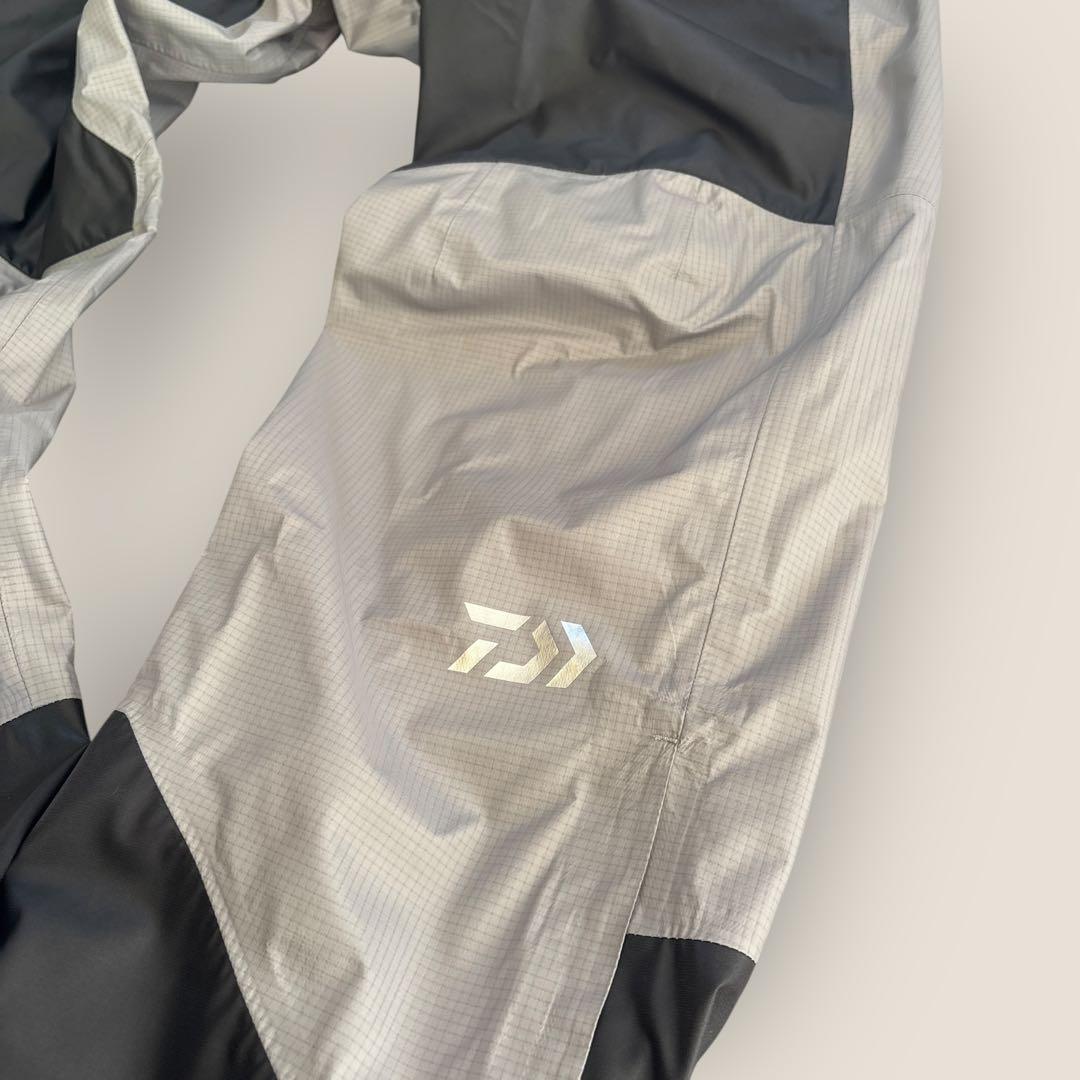 新品タグ付き⭐︎DAIWA DR-2623P ストラムビブパンツ⭐︎