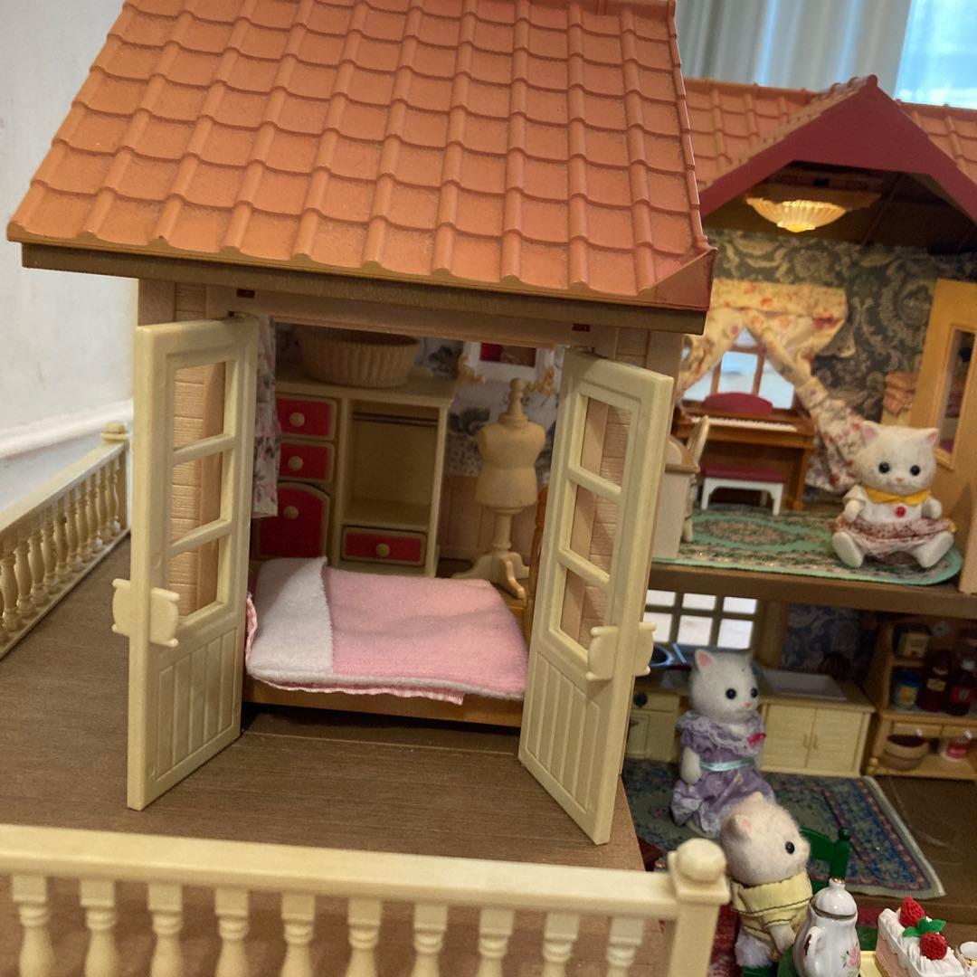 あかりの灯る大きなお家 シルバニアファミリー ペルシャネコ ファミリー セット