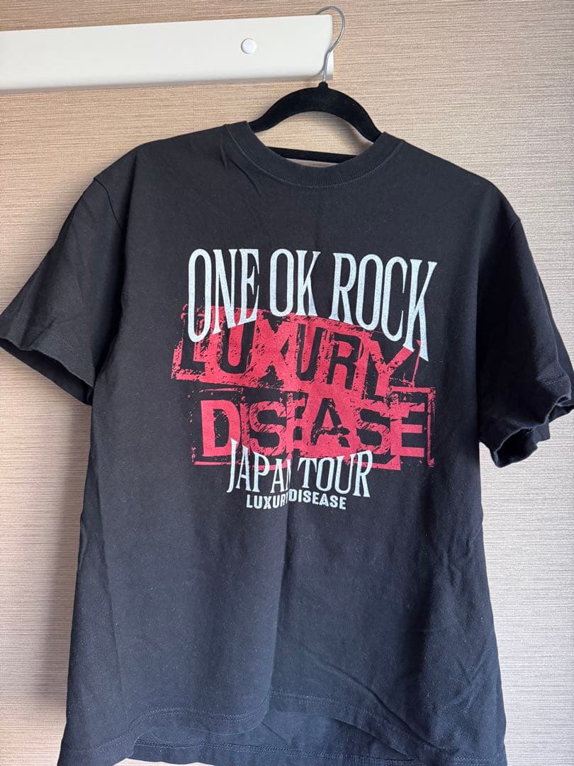 ONE OK ROCK LIVE Tシャツ、マフラータオル