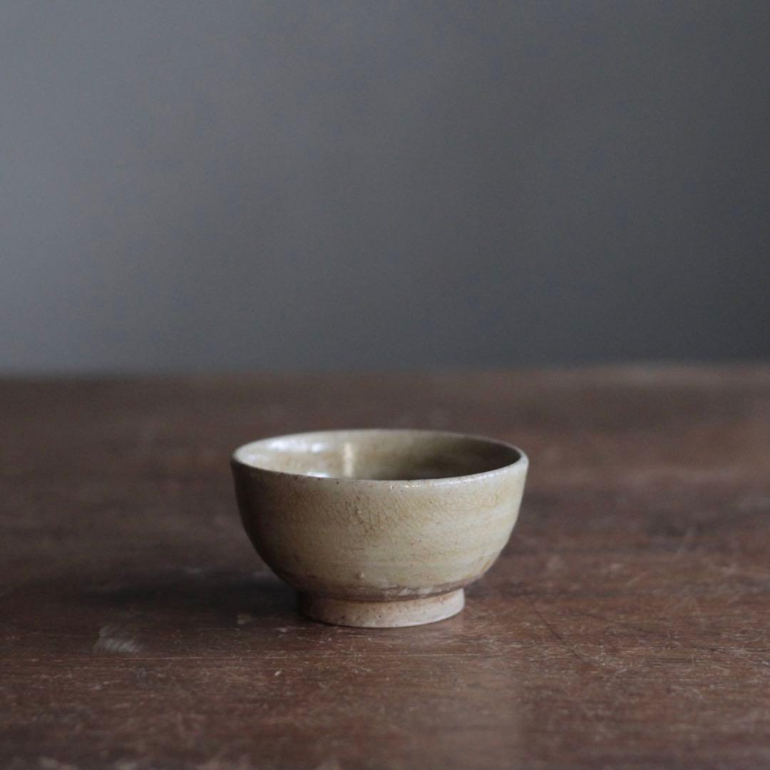 美濃 灰釉 盃 酒器 ぐい呑み 古美術 古道具 アンティーク