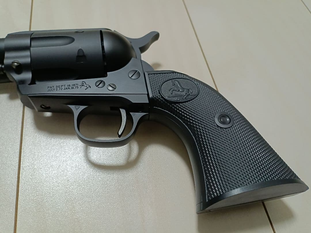【中古品】東京マルイ エアガン「SAA.45 アーティラリー 5 1/2インチ」