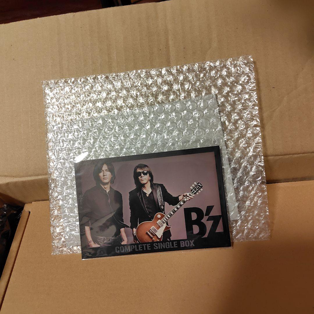 新品B'z COMPLETE SINGLEBOX Black Edition特典