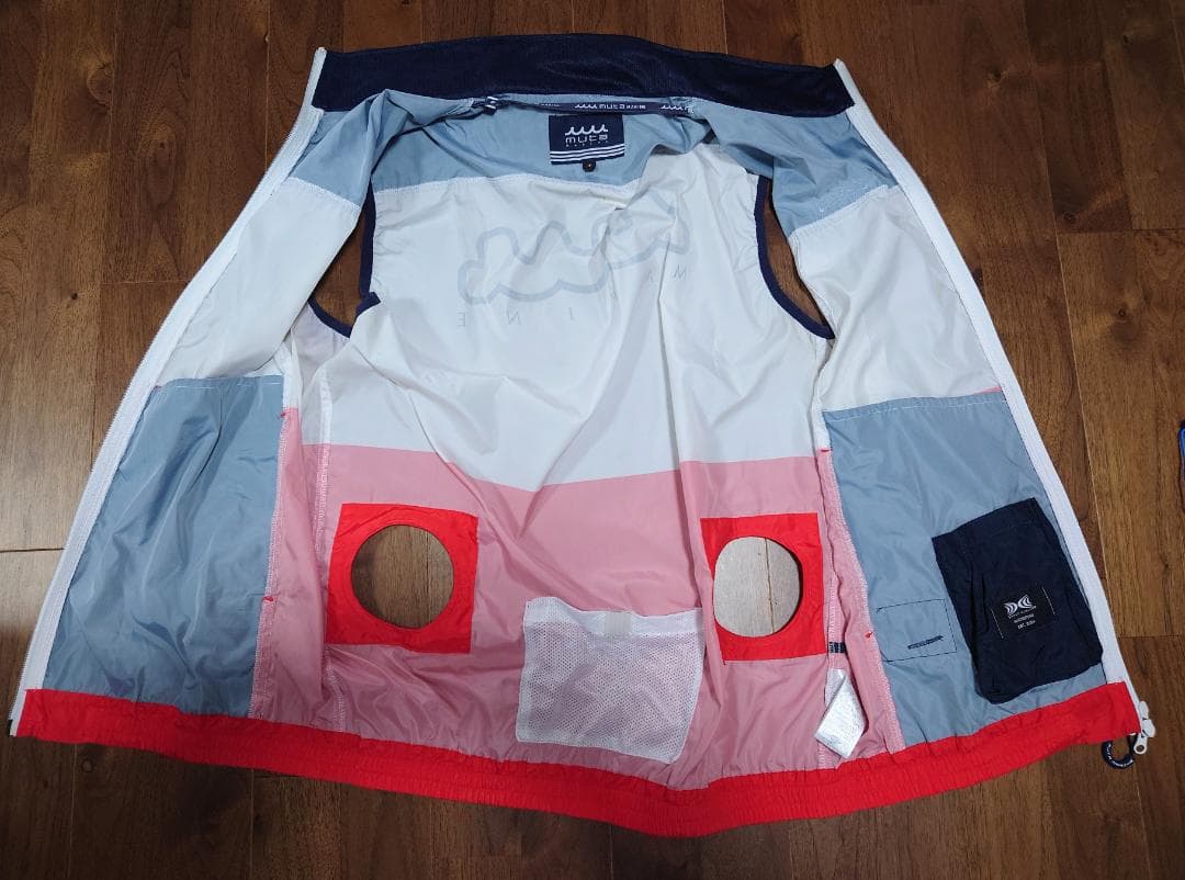 【美品】muta・ムータマリン　空調ベスト　メンズ　XL