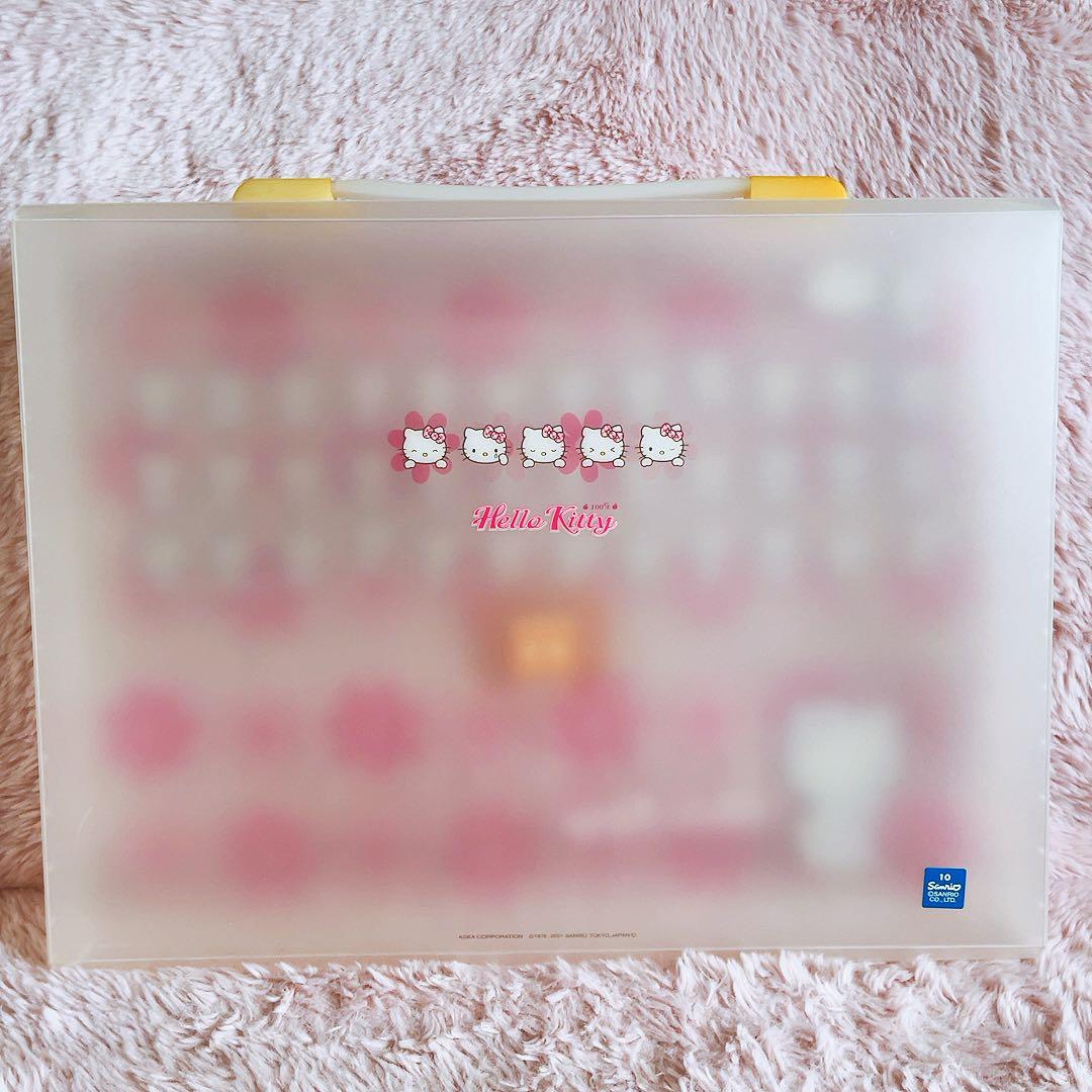 希少レア　ハローキティ　マルチケース　2001 2004年製 サンリオ　レトロ