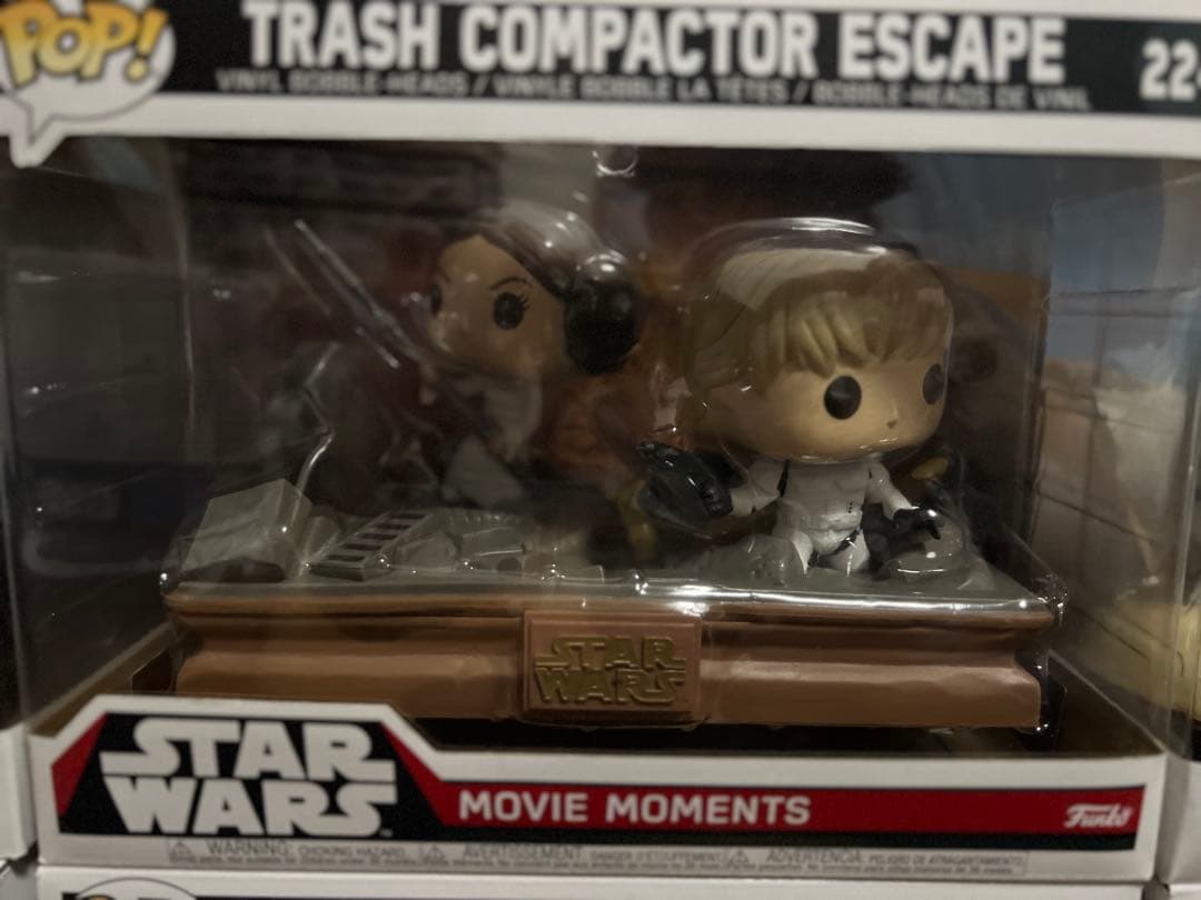 STAR WARS MOVIE MOMENTS フィギュアコレクション　POP