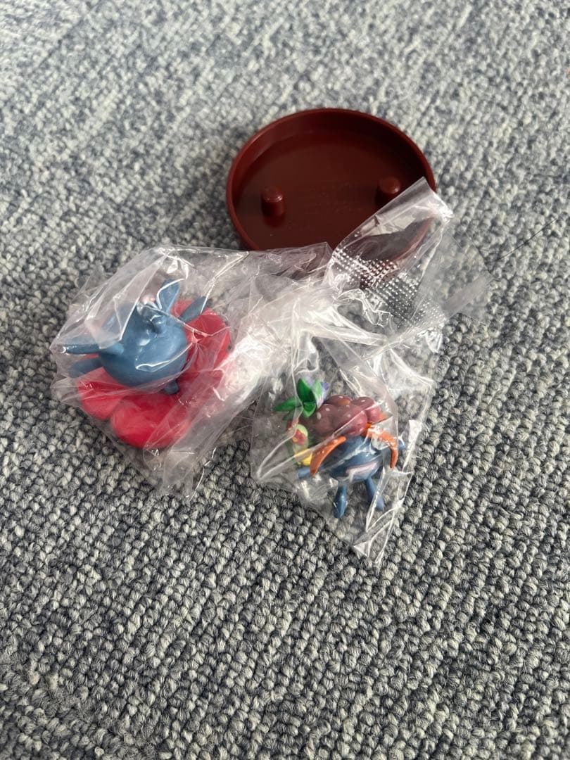 即購入可　袋未開封　立体ポケモン図鑑　ナゾノクサ　クサイハナ　ラフレシア