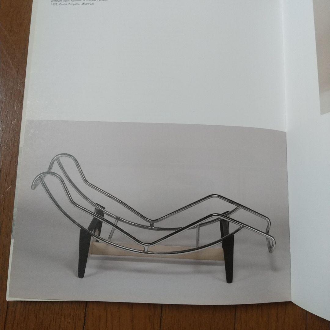 シャルロットペリアン、洋書