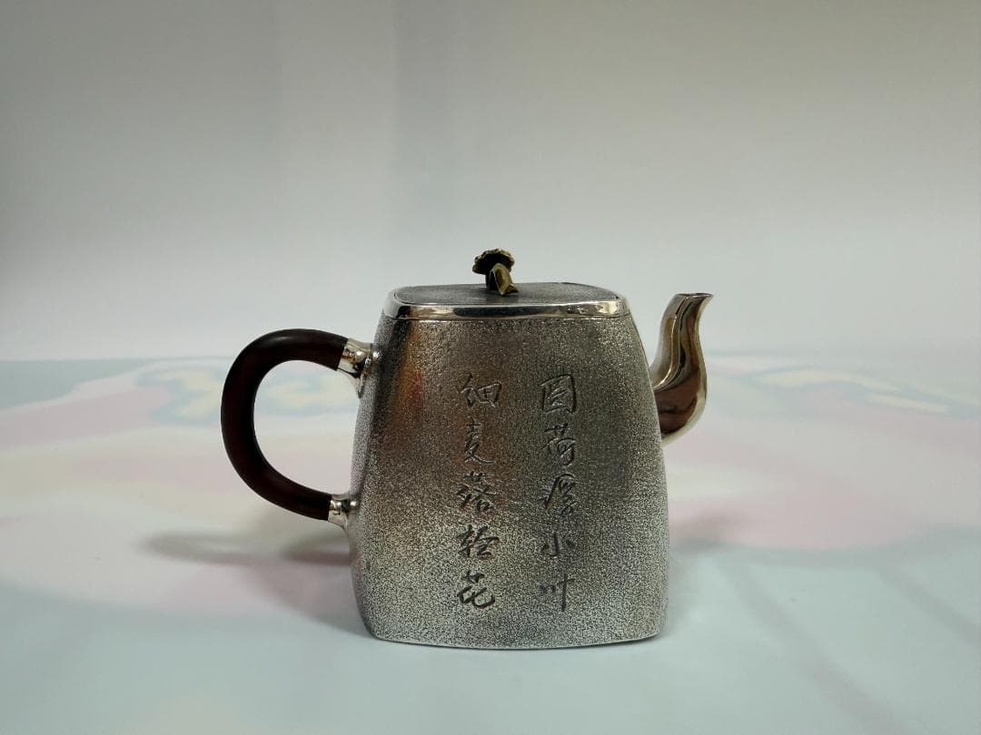 純銀製 蝶文様 急須 銀瓶 煎茶道具