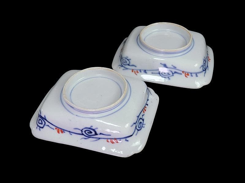 古伊万里　色絵　青海波にお福さんの図　角皿 ２客　C084AS-DAa