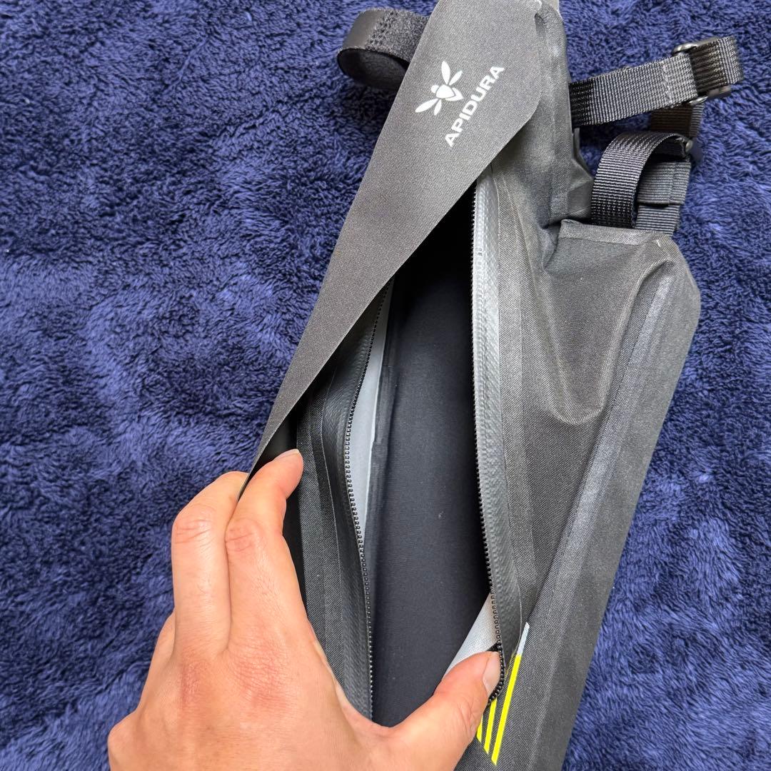 APIDURA RACING FRAME PACK 4L フレームバッグ