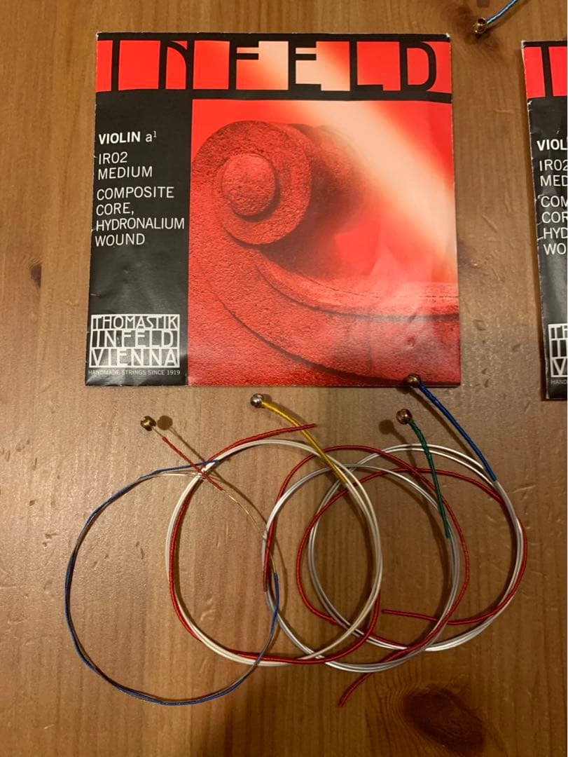 お値下げ　Dominant ヴァイオリン　4/4 弦　5セット