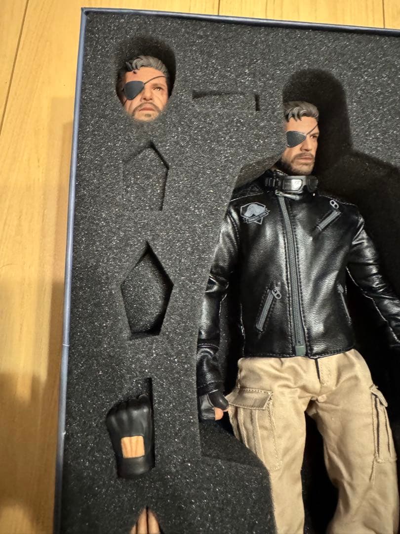 ゲームキャラクター ISMAEL LEATHER JACKET VER. + D-Pack