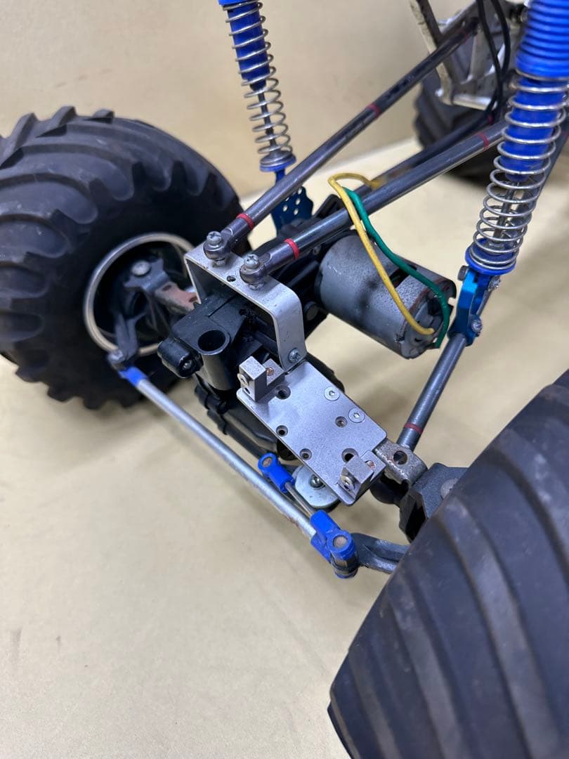 御*月様 クラッドバスターロングホイールベース仕様！TXT-1シャーシ