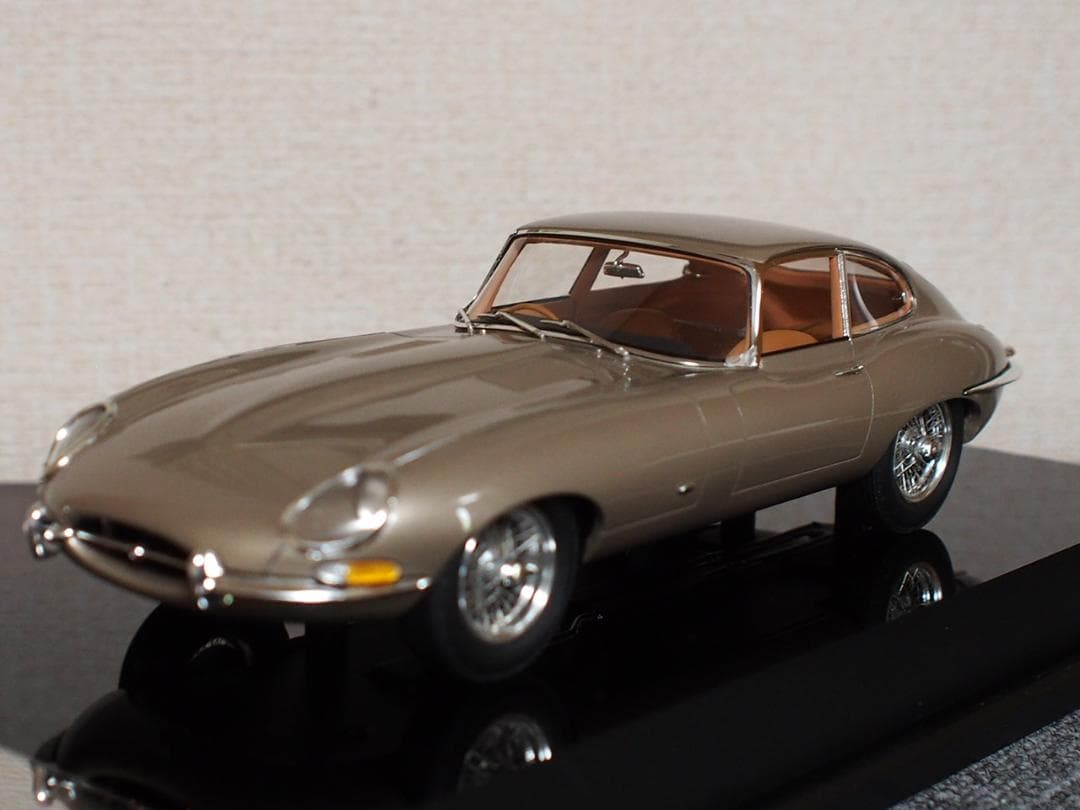 1/18 アマルガム Amalgam : ジャガー JAGUAR E-type