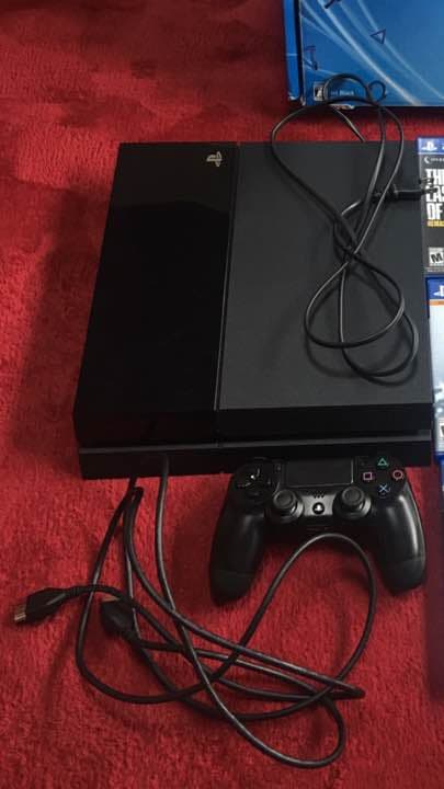 PS4本体、おまけセット‼️