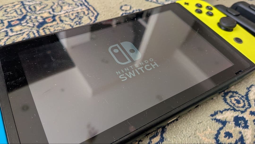 ニンテンドーSwitch　少々訳あり