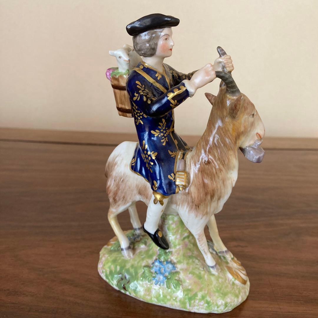 山羊に乗った仕立て屋夫婦 磁器人形 一対