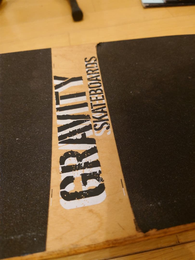 Gravity 102cmコンプリートスケートボード