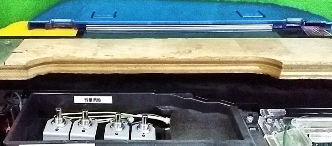 送料込】 Pルパン三世～神々への予告状～ 循環式 家庭用実機 パチンコ