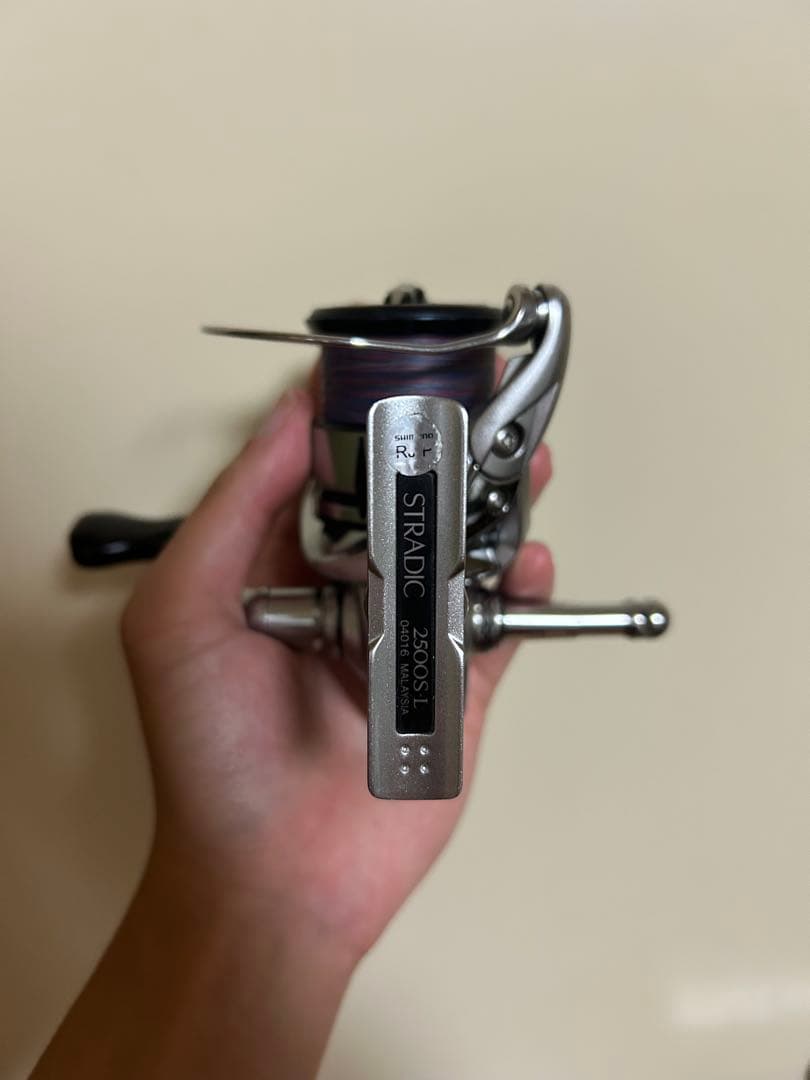 SHIMANO STRADIC 2500S スピニングリール