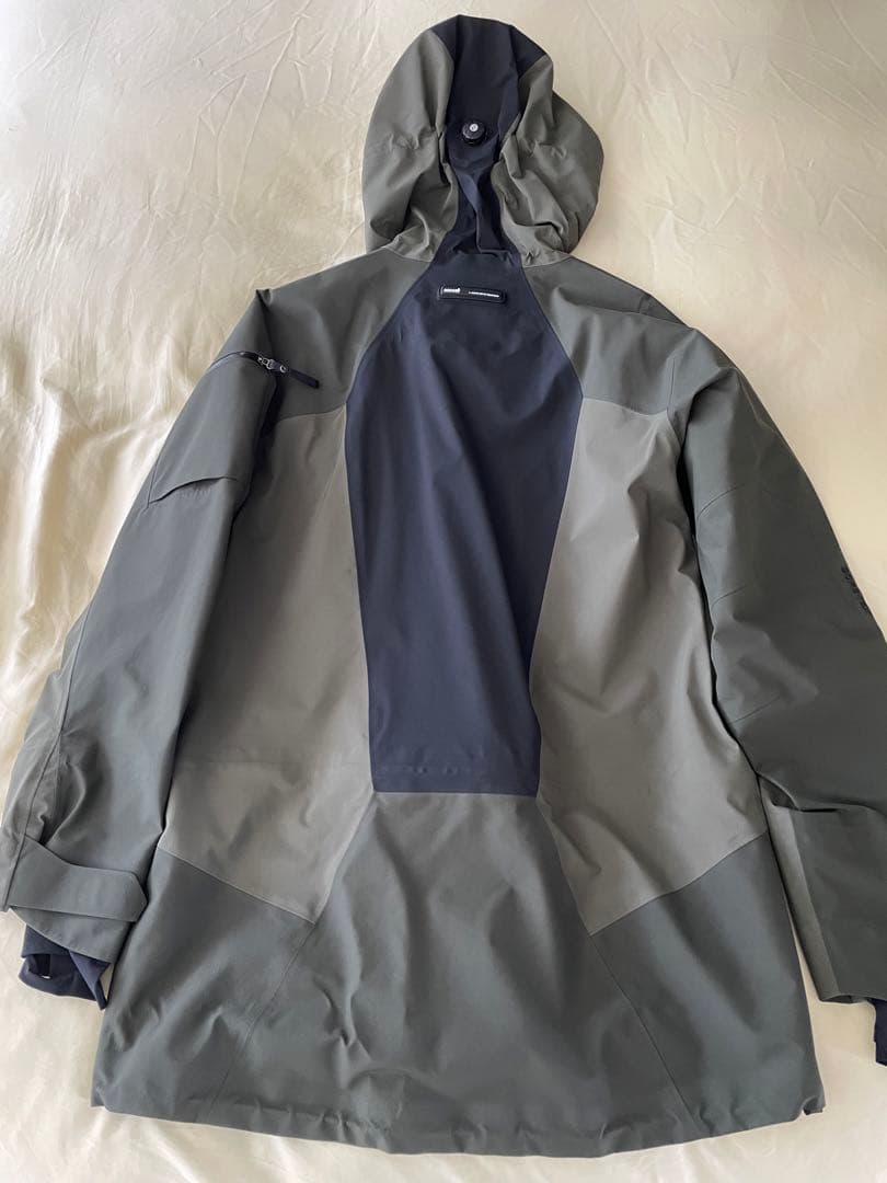 スキー PeakPerfomance HeliverticalJacet M