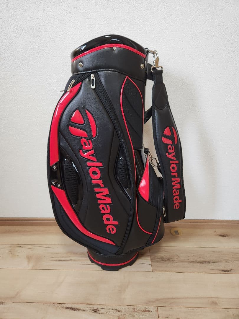美品 テーラーメイド SY202 キャディバッグ 9型 赤×黒 フード付き