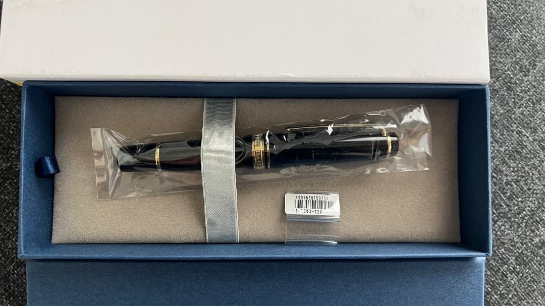 セーラー　プロギアスリムミニ　ブラック・ゴールド F