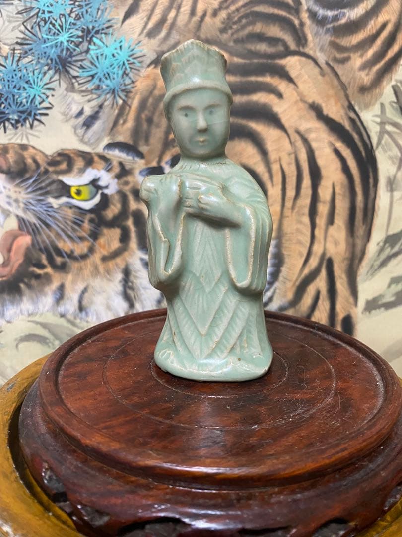 12世紀 高麗青磁 文官形水滴　 (検/文房具李朝徳利酒器新羅唐津古宋備前）