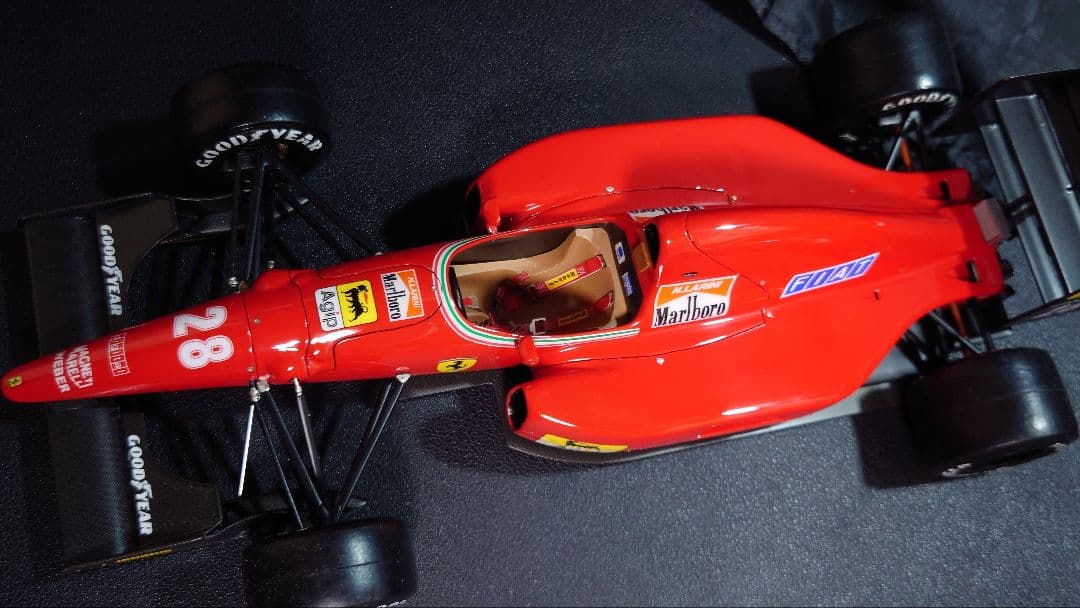 フジミ模型 1/20 フェラーリ F92AT 92年 N.ラリーニ 完成品