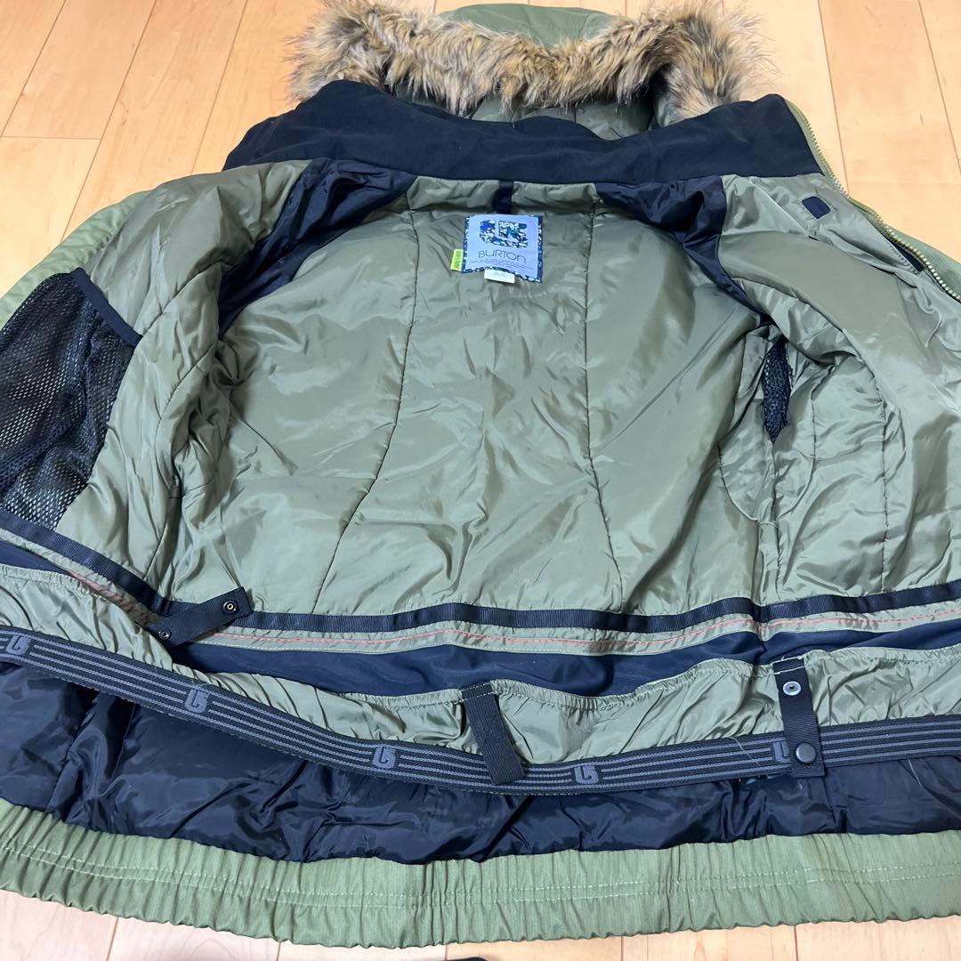 バートンBURTONスキー　スノーボードウエア　オリーブグリーンMサイズ