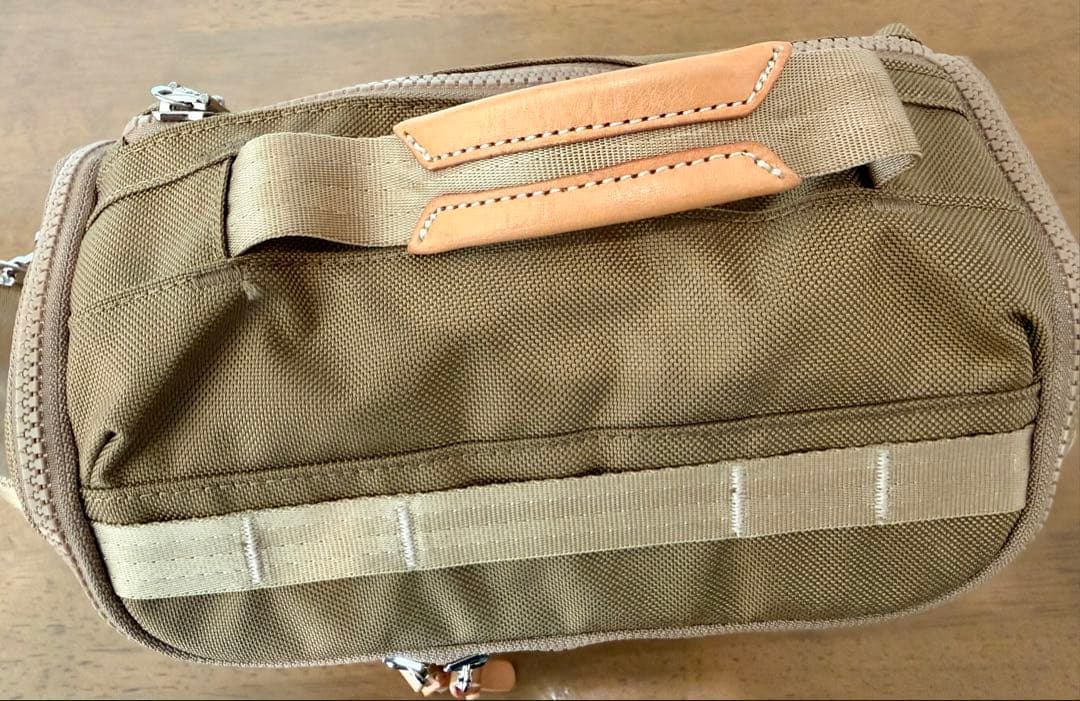 アッソブ エクスクルーシブバリスティックナイロン ラウンドポーチ カートバッグ