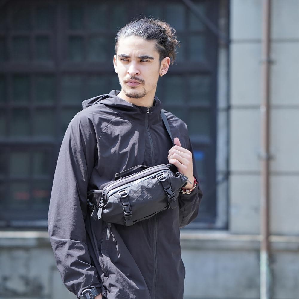 ほぼ新品！美品！ Code of Bell X-PODⅡ 高性能スリングバッグ！