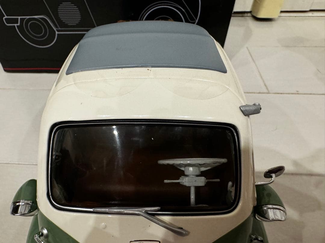 maroji  Isetta 250 ミニカー