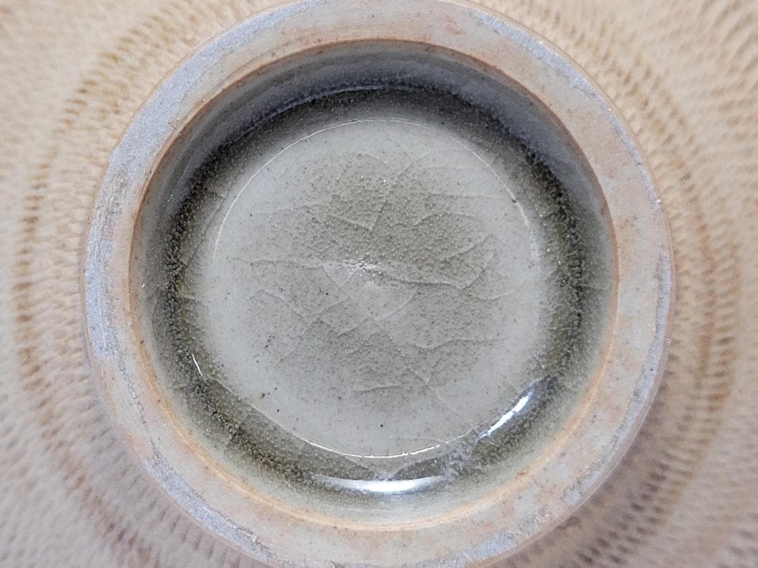 青磁 陰刻 花紋 茶杯 宋元時代 幅約10.2cm