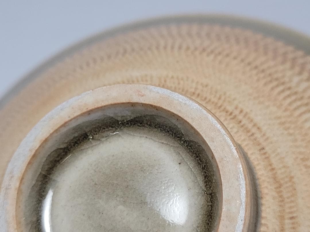 青磁 陰刻 花紋 茶杯 宋元時代 幅約10.2cm