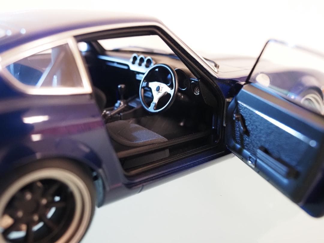 AUTOart 1/18 日産フェアレディZ 湾岸ミッドナイト 悪魔のZ 初期型