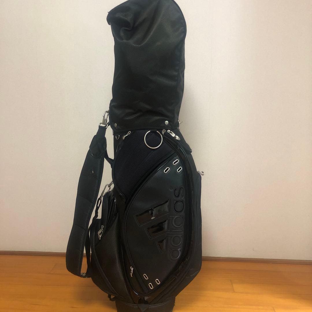 adidasアディダス キャディバッグ ブラック　フード付き