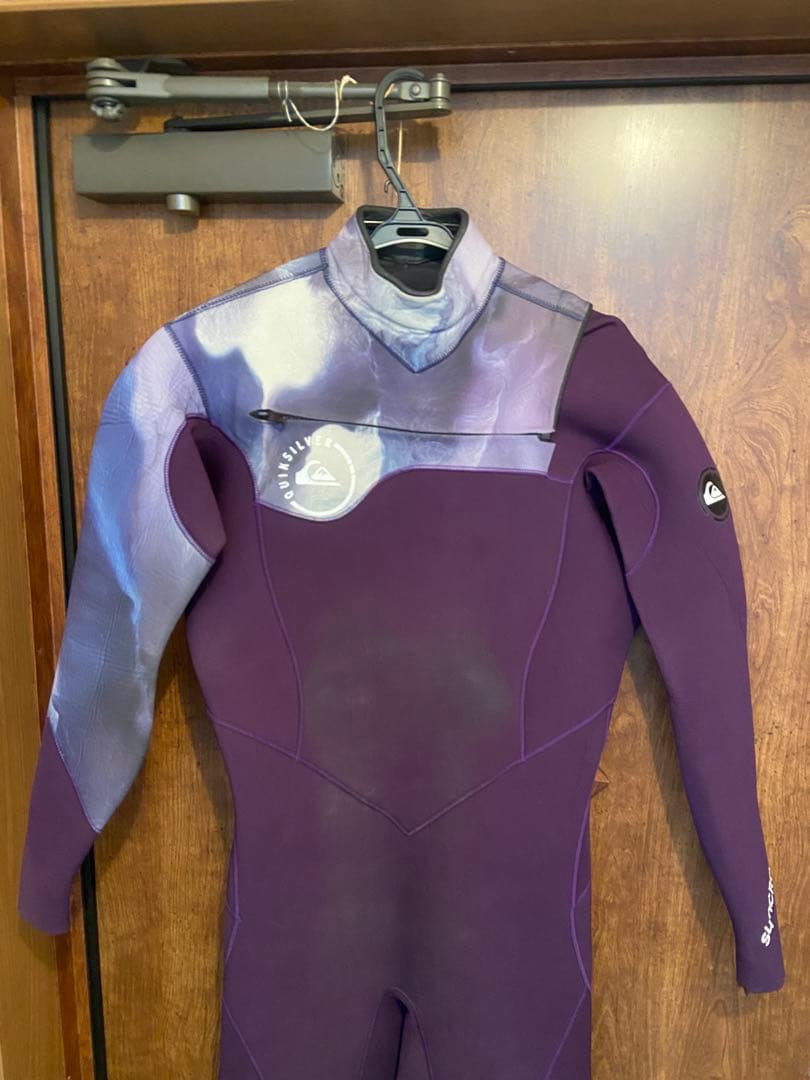 Quiksilver フルスーツ　M
