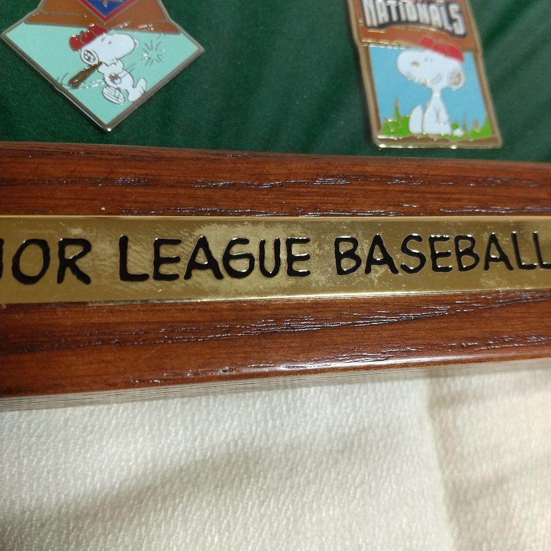 スヌーピー＆MLBピンズコレクション