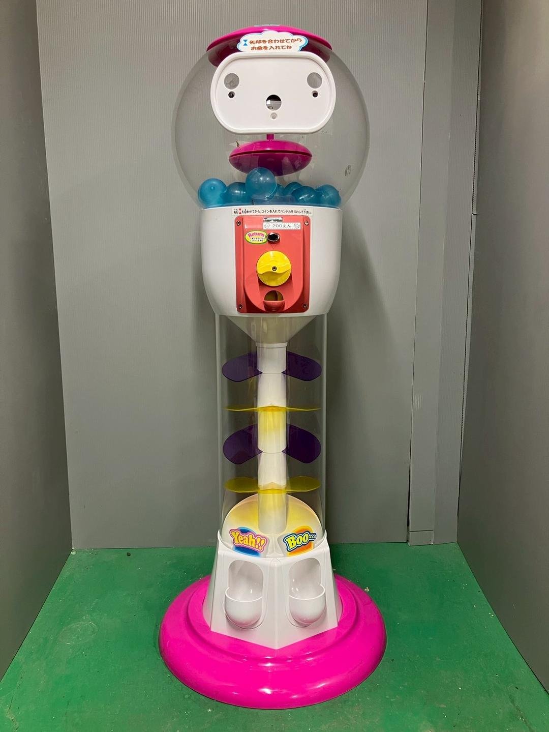 V-ONE(ドーム型ガチャ）V-1 200円専用機 中古ガチャガチャ本体