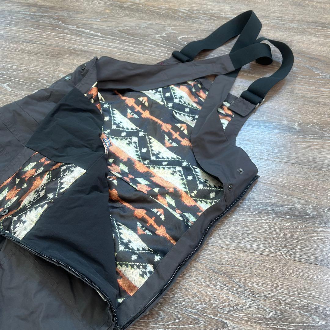 バートン　ビブパンツ　ゴアテックス　レディーS 美品